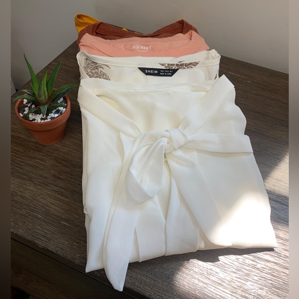 Mystery Bundle of 5 Tops